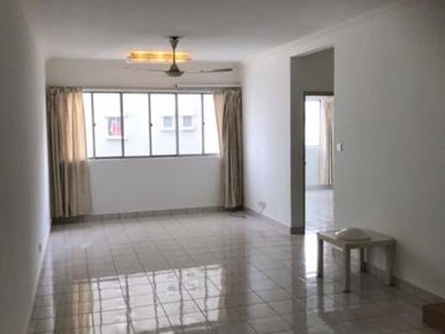 Condominium for rent in Petaling Jaya, Petaling