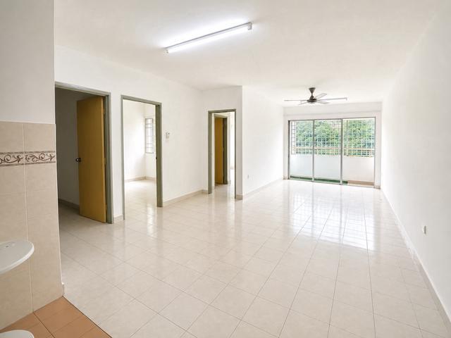Apartment for sale in Petaling, Damansara Damai