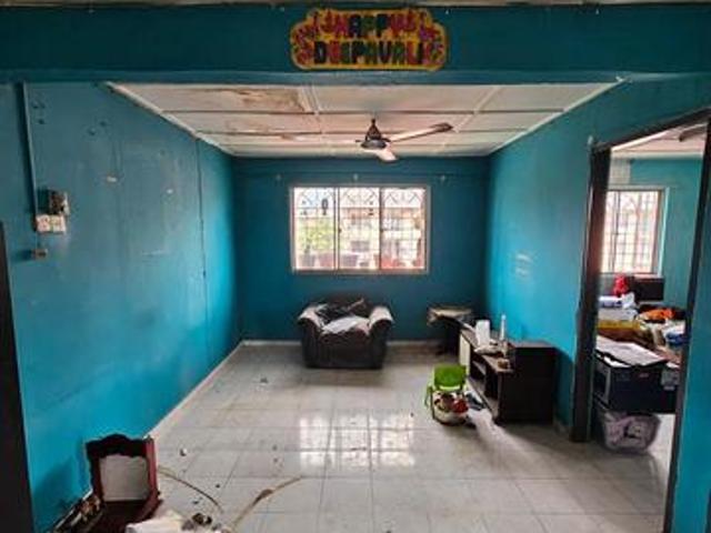Flat for sale in Petaling, Damansara Damai