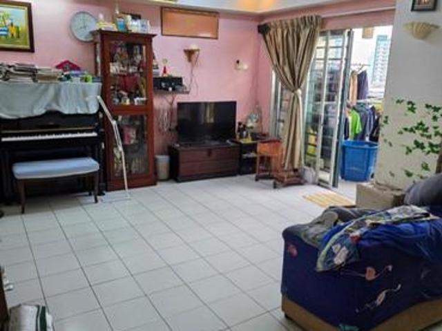 Serviced Residence for sale in Langat, Selangor