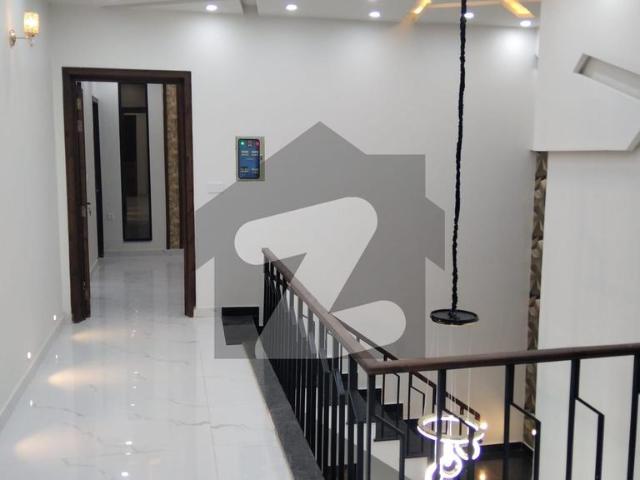 House for sale in Faisalabad, Islamabad Capital Territory