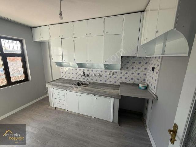 Akhisar, Manisa içerisinde satılık mülk