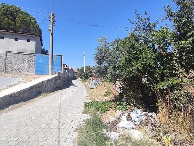 Akhisar, Manisa içerisinde satılık Arsa