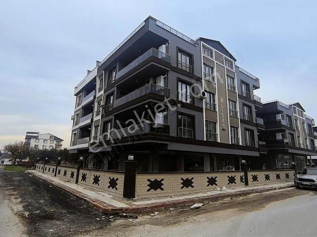 Akhisar, Manisa içerisinde satılık mülk