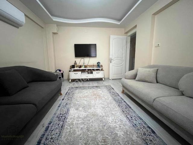 Akhisar, Manisa içerisinde satılık mülk