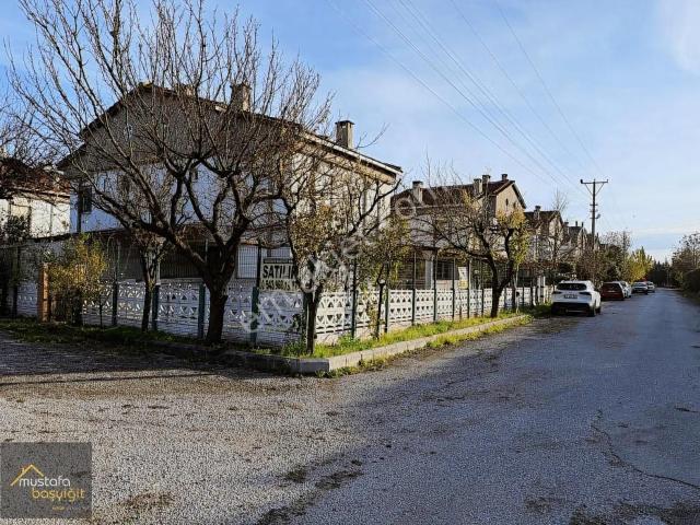Akhisar, Manisa içerisinde satılık Villa