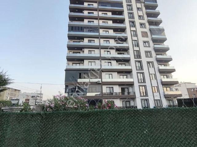 Akhisar, Manisa içerisinde satılık mülk