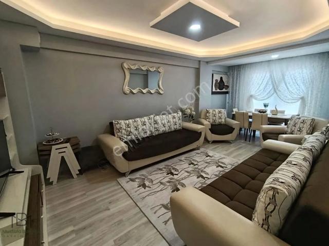 Akhisar, Manisa içerisinde satılık mülk