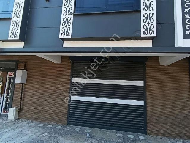 Akhisar, Manisa içerisinde satılık mülk