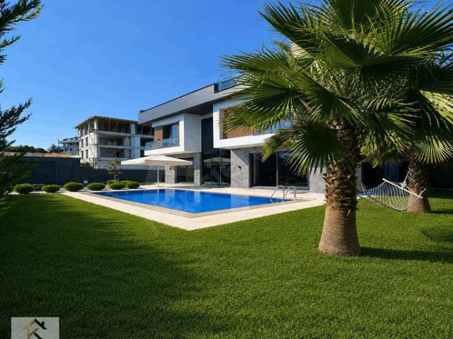 Gürpınar Mahallesi, Beylikdüzü içerisinde satılık Villa