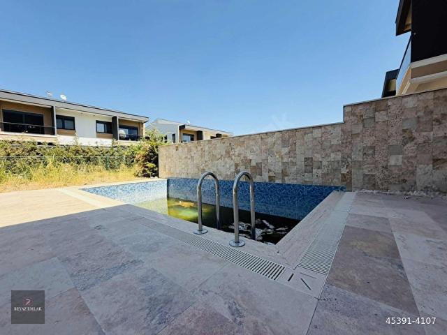 Döşemealti, Antalya içerisinde satılık Villa