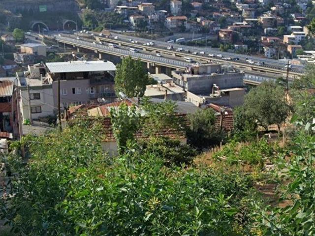 Bayrakli, İzmir içerisinde satılık Arsa