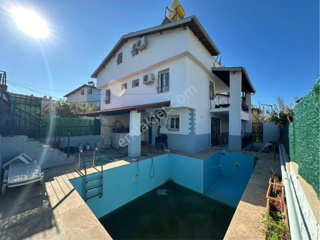 Kuşadasi, Aydin içerisinde satılık Villa