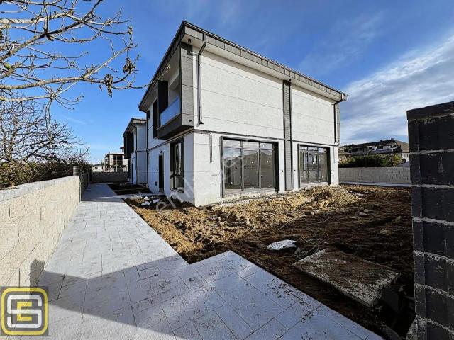 Karasu, Sakarya içerisinde satılık Villa