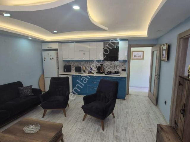 Bayrakli, İzmir içerisinde satılık Villa
