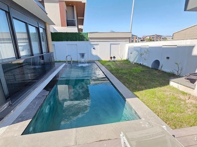 Konyaalti, Antalya içerisinde satılık Villa