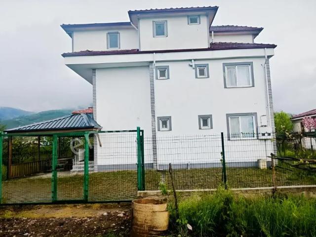 Akyazi, Sakarya içerisinde satılık Villa
