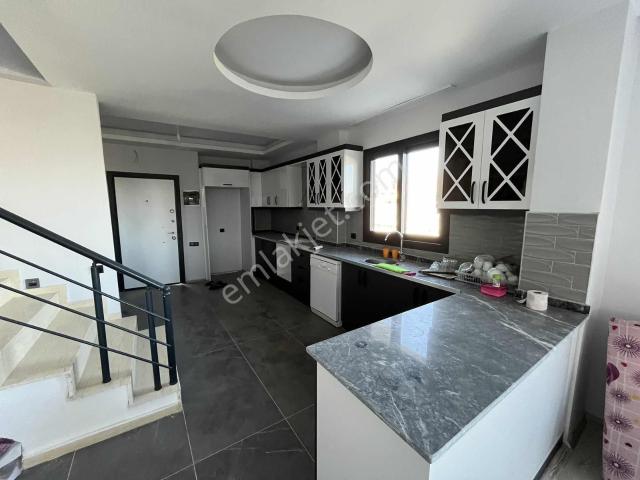 Erdemli, Mersin içerisinde satılık Villa