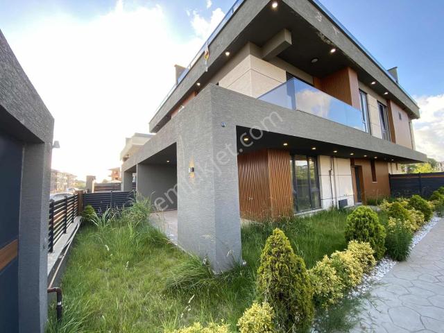 Karasu, Sakarya içerisinde satılık Villa