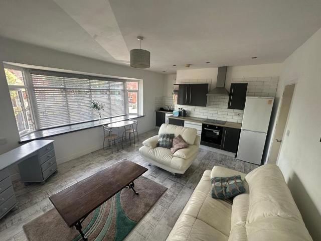 Apartment for rent in Abbey Park, Barton In Fabis