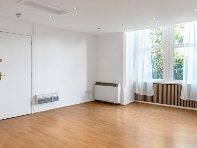 Apartment for rent in Abbey Park, Barton In Fabis
