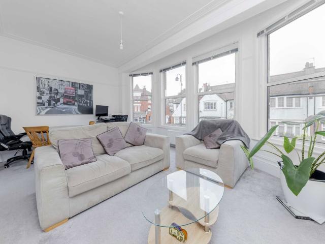 Apartment for rent in Muswell Hill, Greater London