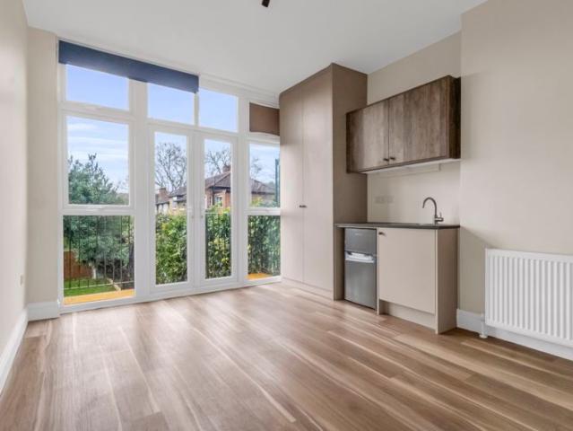 Room for rent in Muswell Hill, Greater London