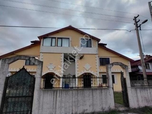 Akyazi, Sakarya içerisinde kiralık Villa