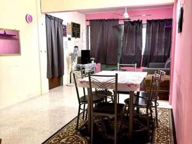 Apartment for sale in Langat, Selangor