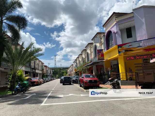 Shop for rent in Petaling, Damansara Damai