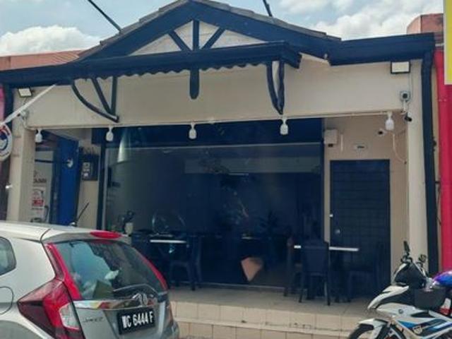 Shop for sale in Petaling, Damansara Damai