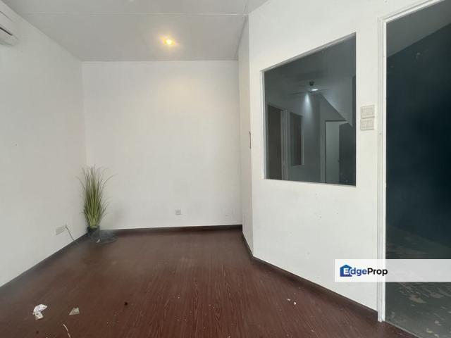 Shop for sale in Petaling, Damansara Damai