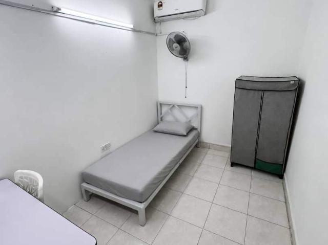 Room for rent in Petaling, Damansara Damai
