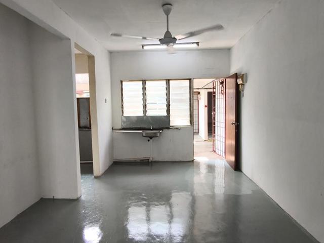 Flat for sale in Wellesley, Penang