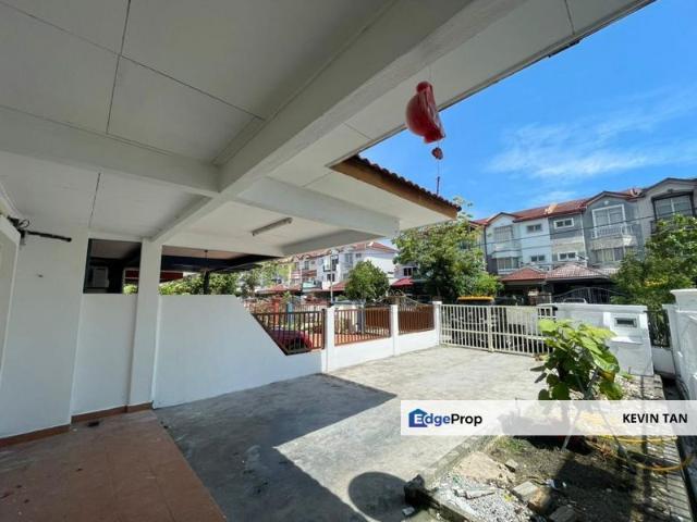 House for sale in Pusat Bandar Puchong, Majlis Bandaraya Subang Jaya