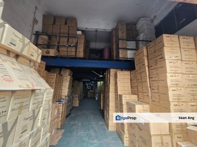 Warehouse for sale in Sungai Buloh, Shah Alam