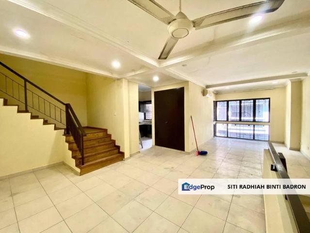 House for sale in Petaling, Damansara Damai