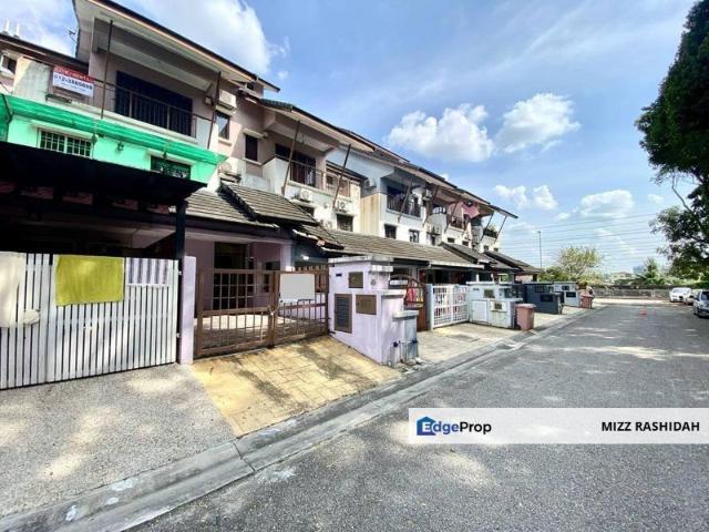 House for sale in Petaling, Damansara Damai