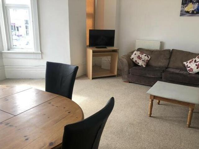 House for rent in Follaton, Strode