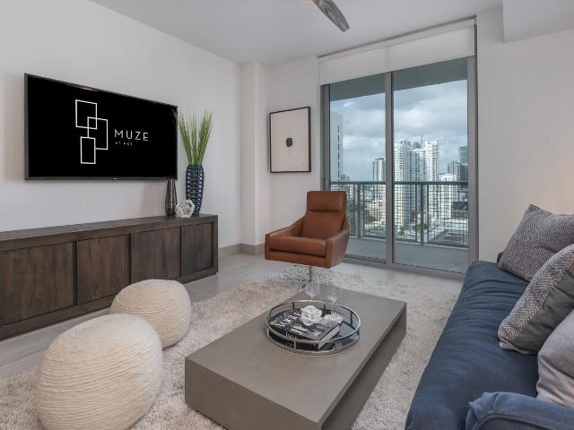 Apartment for rent in Torch of Friendship, Miami