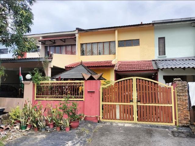 Terraced House for sale in Langat, Selangor