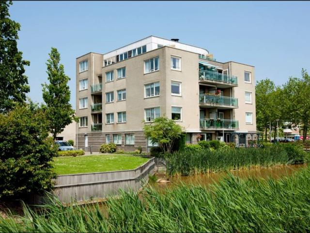Appartement te huur in Waddinxveen, Zuid Holland