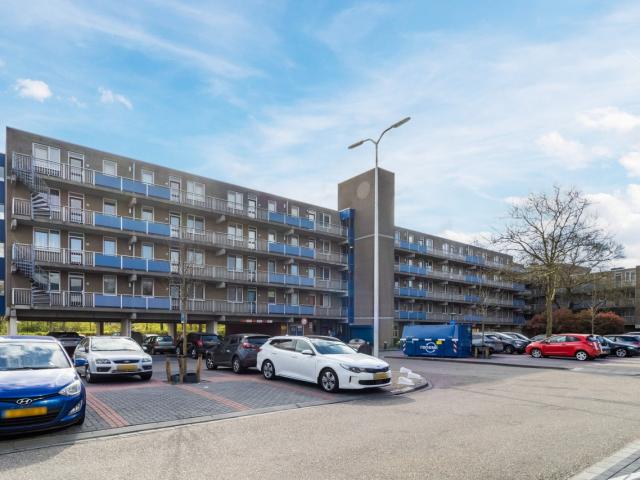 Appartement te huur in Alphen Aan Den Rijn, Zuid Holland