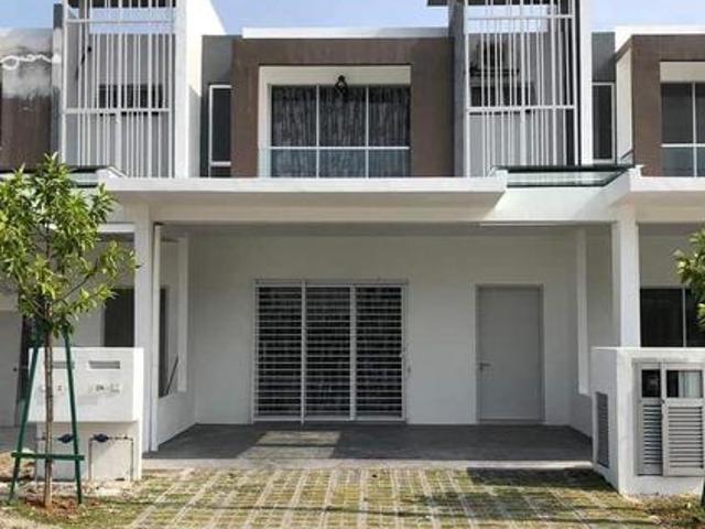 Terraced House for sale in Tanjong Sepat, Selangor