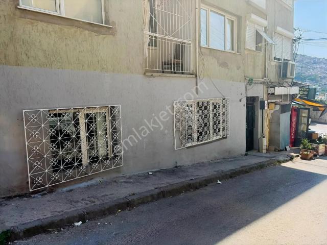 İzmir, Konak içerisinde satılık mülk