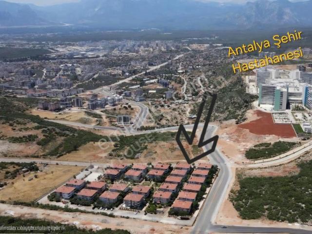 Kepez, Antalya içerisinde satılık Villa