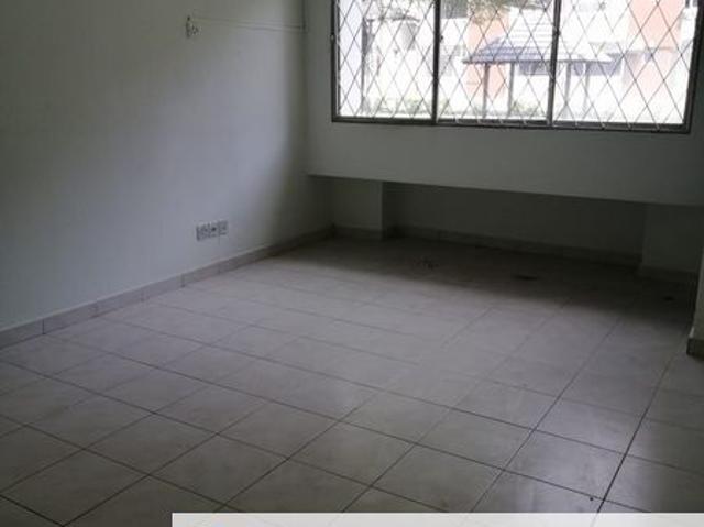 Flat for sale in Petaling, Subang Jaya