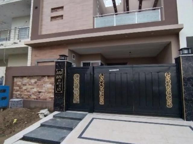 House for sale in لیک سٹی, کوٹ چنن دین