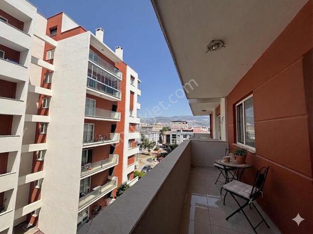 Bornova, İzmir içerisinde kiralık mülk