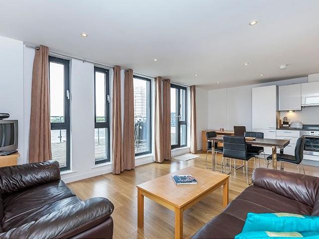 Apartment for rent in The Borough, Greater London
